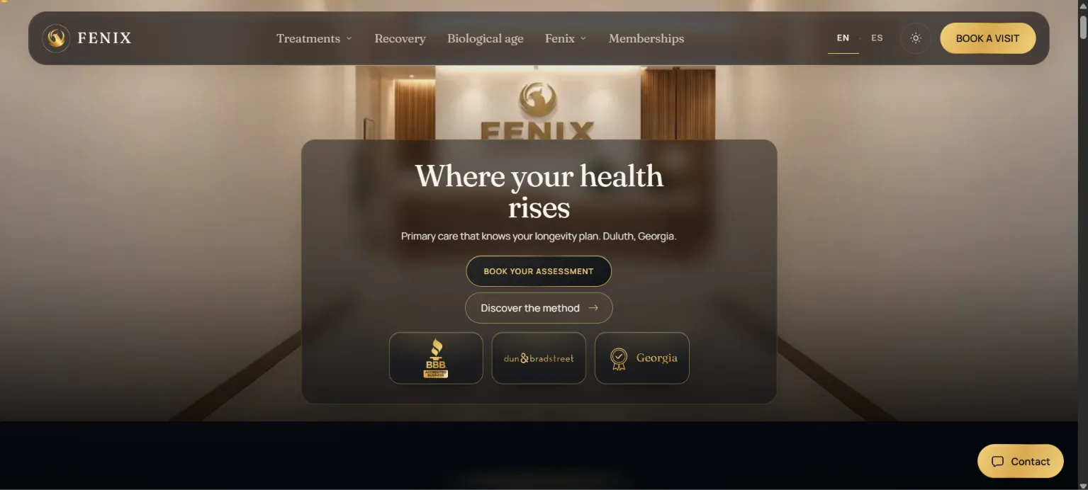 Página de inicio del sitio web de Fenix Medical Center, clínica de salud y longevidad